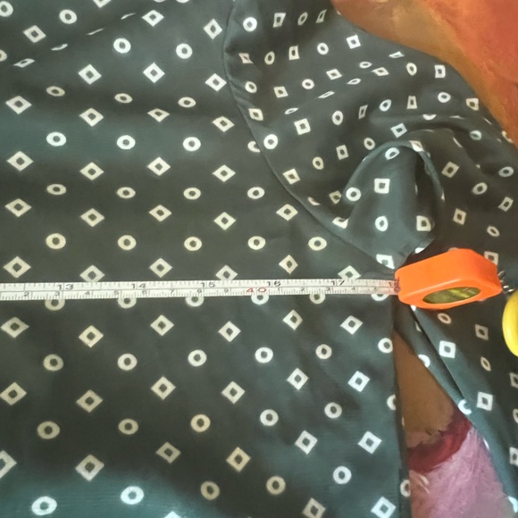 Vintage 70s Graphic Print green Women's Disco Button Blouse Best Fits medium 8 - Picture 7 of 7